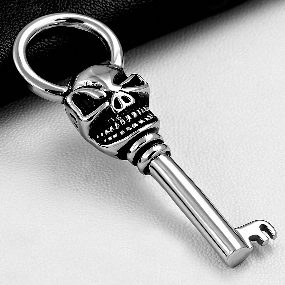 Pendentif homme biker clef avec skull acier inoxydable