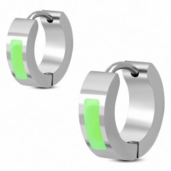 4mm | Boucles d'oreilles Huggie en acier inoxydable émaillé de barre verte (paire)