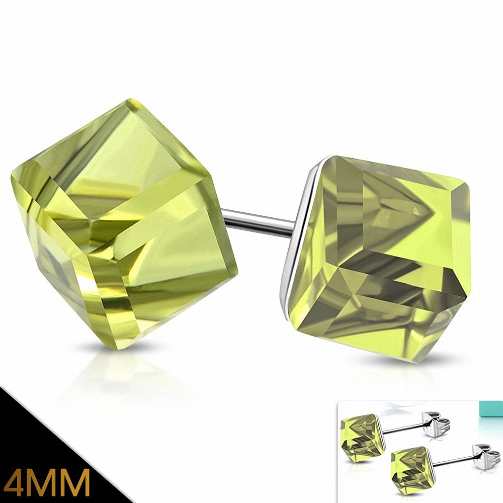 4mm | Boucles d'oreilles clous en acier inoxydable avec Cube Olivine CZ (paire)