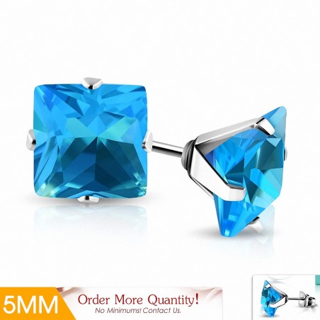 5mm | Boucles d'oreilles carrées en acier inoxydable avec griffes bleu ciel / aigue-marine CZ (paire)