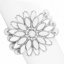 Bracelet extensible de bouquet de fleurs de marguerite de perles multi de rive d'alliage de mode avec CZ clair