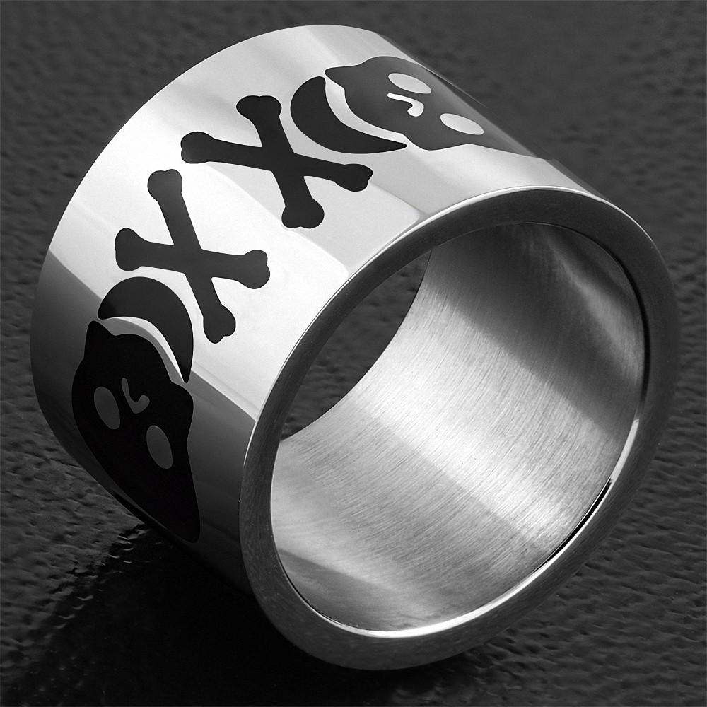 Bague en bande large et large avec tête de mort 2 têtes de pirate en acier inoxydable, finition polonaise