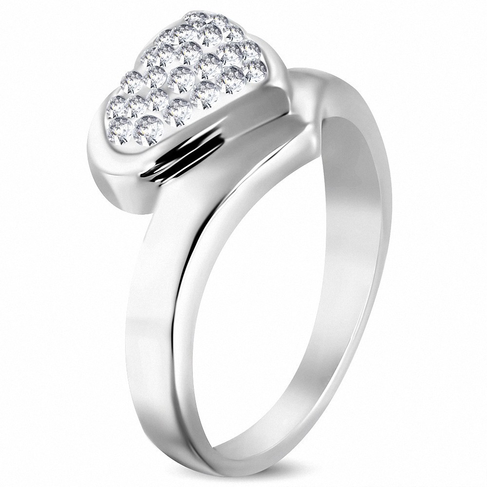 Bague fantaisie avec coeur d'amour en acier inoxydable PaveSet avec CZ transparent