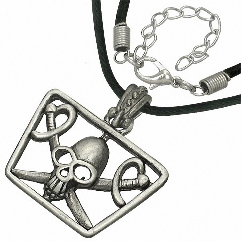 Collier homme avec pendentif pirate Collier homme avec pendentif pirate