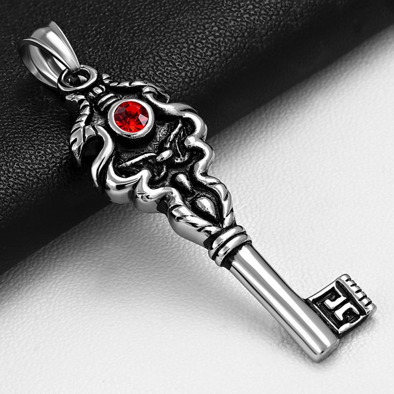 Pendentif homme clef biker squelette strass rouge Pendentif homme clef biker squelette strass rouge